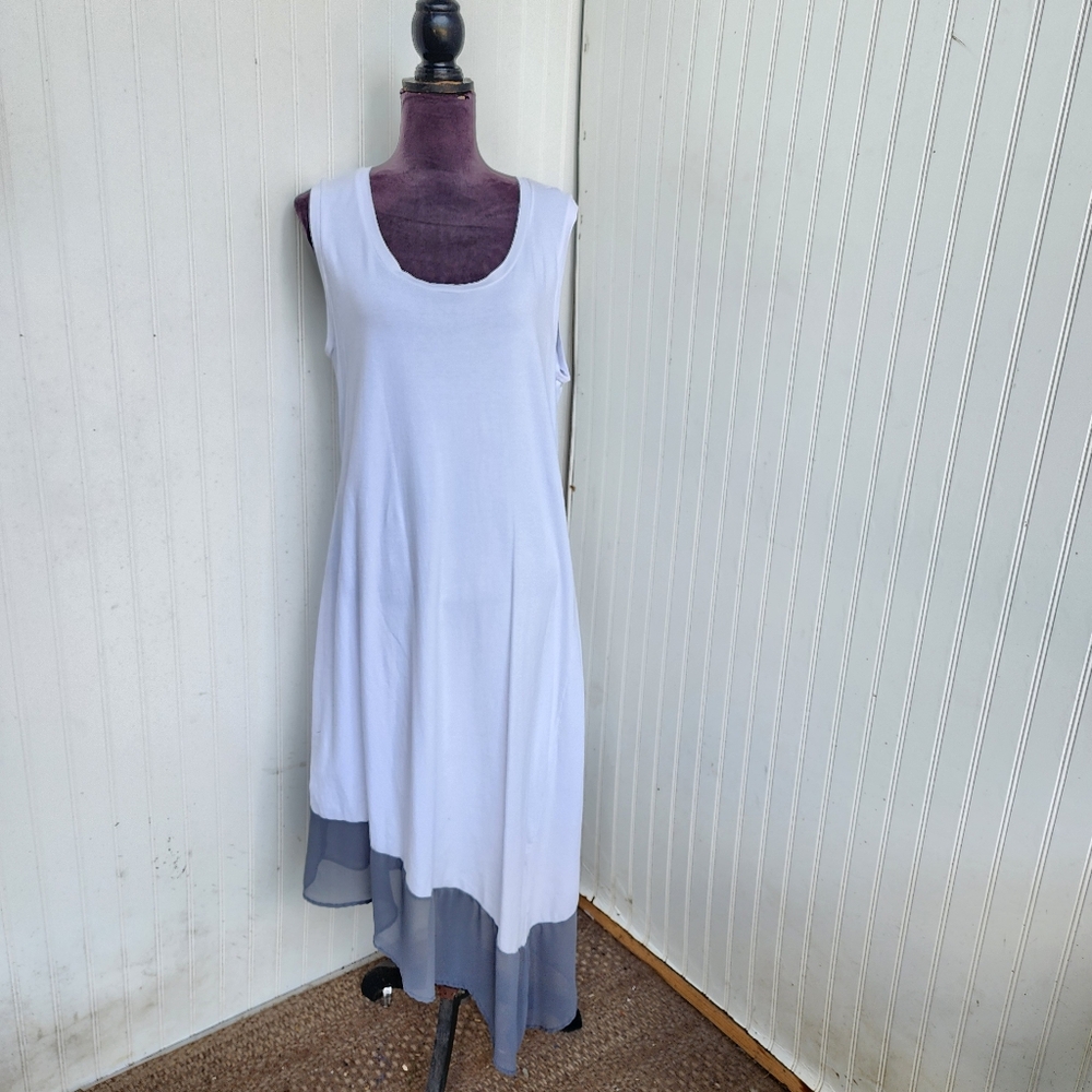Tommy Bahama White Sleeveless Asymmetrical Dress with Gray Hem